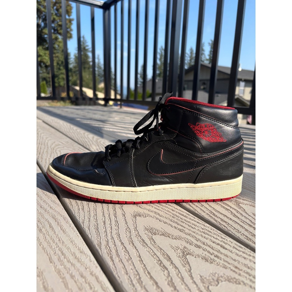 Nike Air Jordan 1 Retro Mid Black Red White Leather Mens Sneakers Shoes Size 12 - Picture 3 of 10